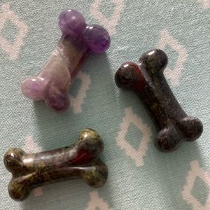Bundle of three crystal dog bones.